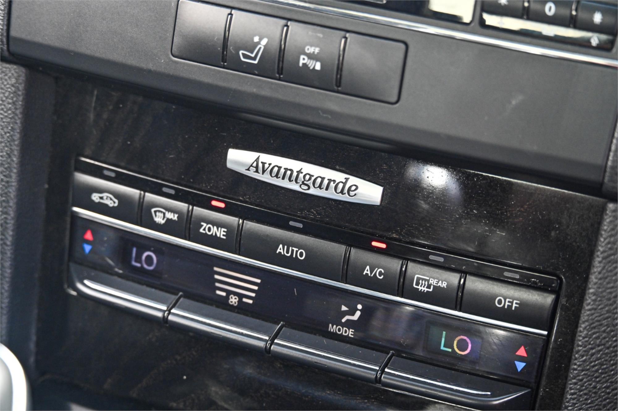 2010 MERCEDES-BENZ E250 212 CGI AVANTGARDE 5 SP AUTOMATIC 4D SEDAN