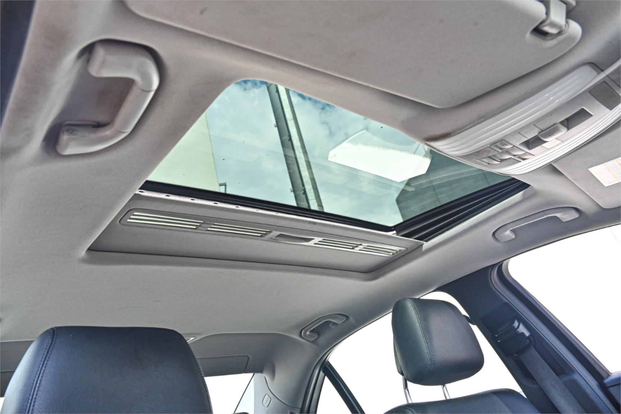 2010 MERCEDES-BENZ E250 212 CGI AVANTGARDE 5 SP AUTOMATIC 4D SEDAN