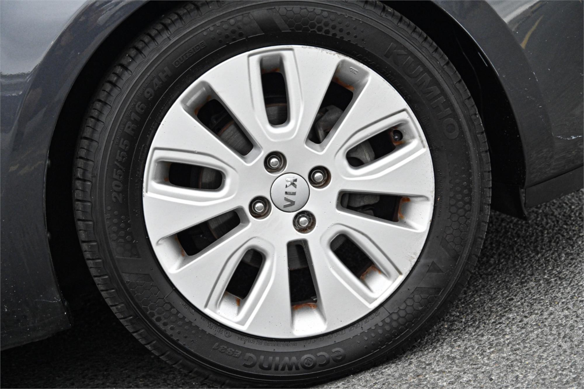 2013 KIA RIO UB MY13 SI 6 SP AUTOMATIC 5D HATCHBACK
