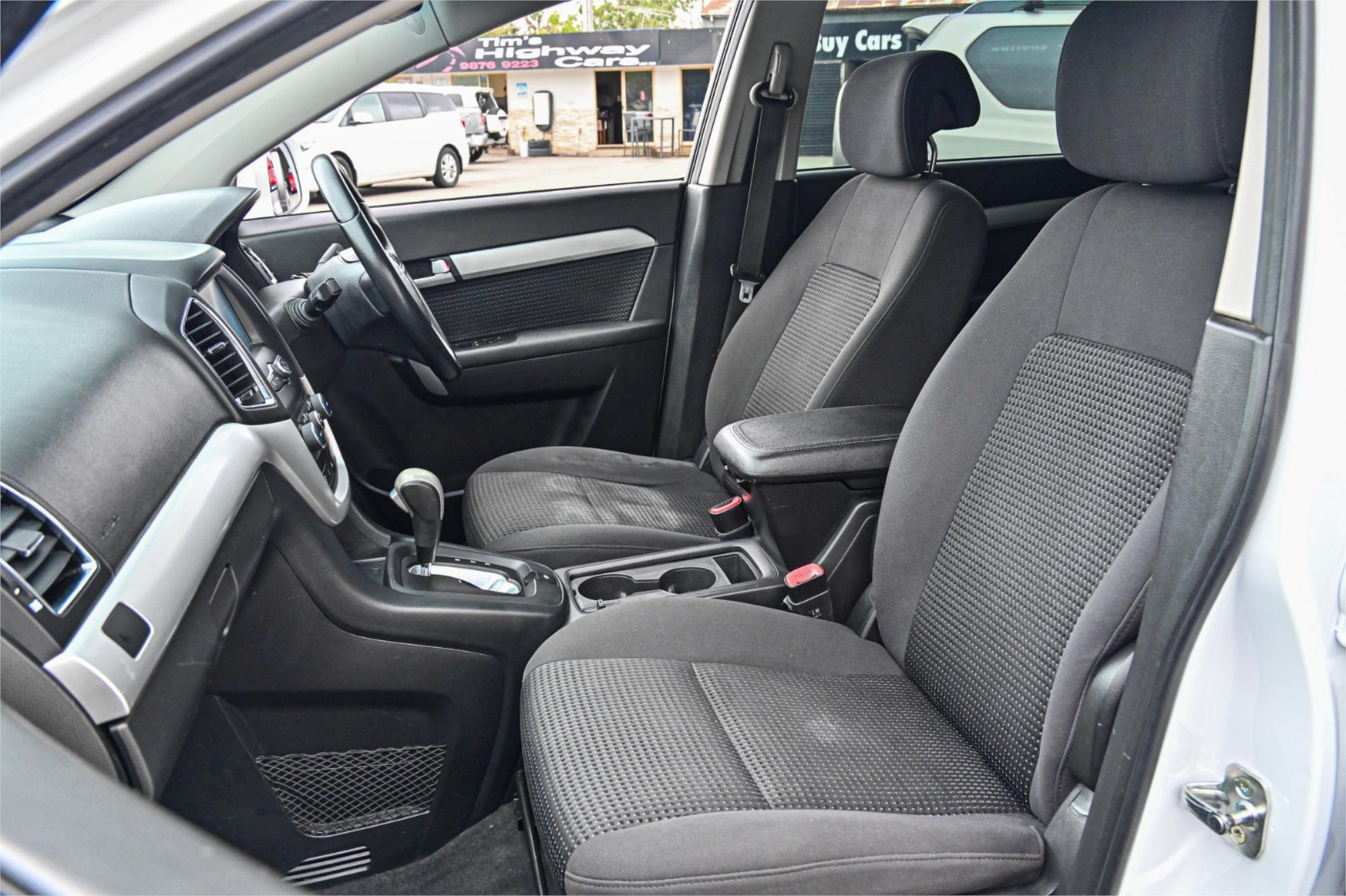 2016 HOLDEN CAPTIVA CG MY16 5 LS (FWD) 6 SP AUTOMATIC 4D WAGON