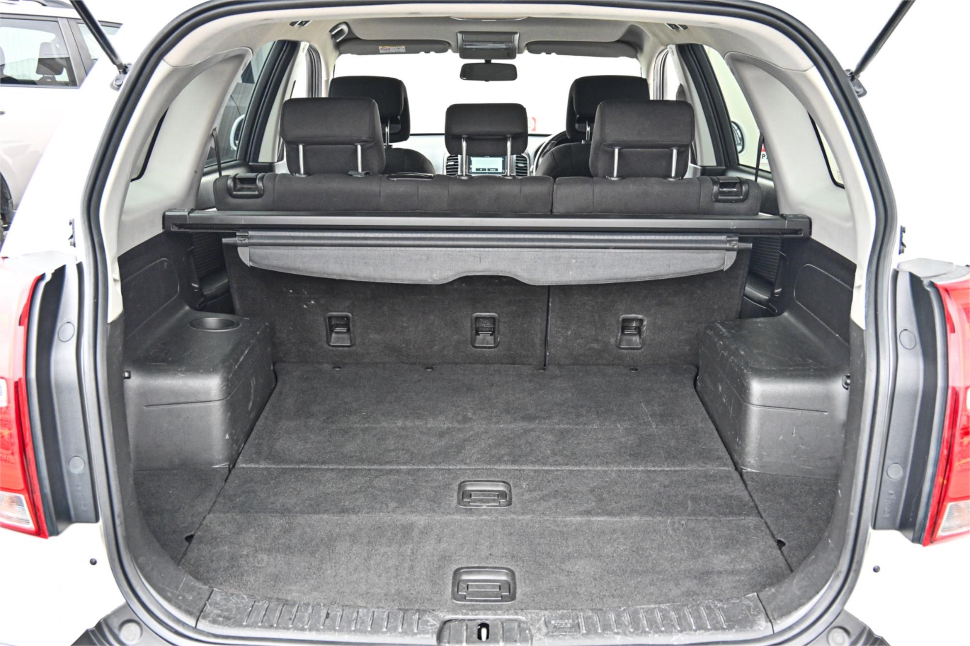 2016 HOLDEN CAPTIVA CG MY16 5 LS (FWD) 6 SP AUTOMATIC 4D WAGON