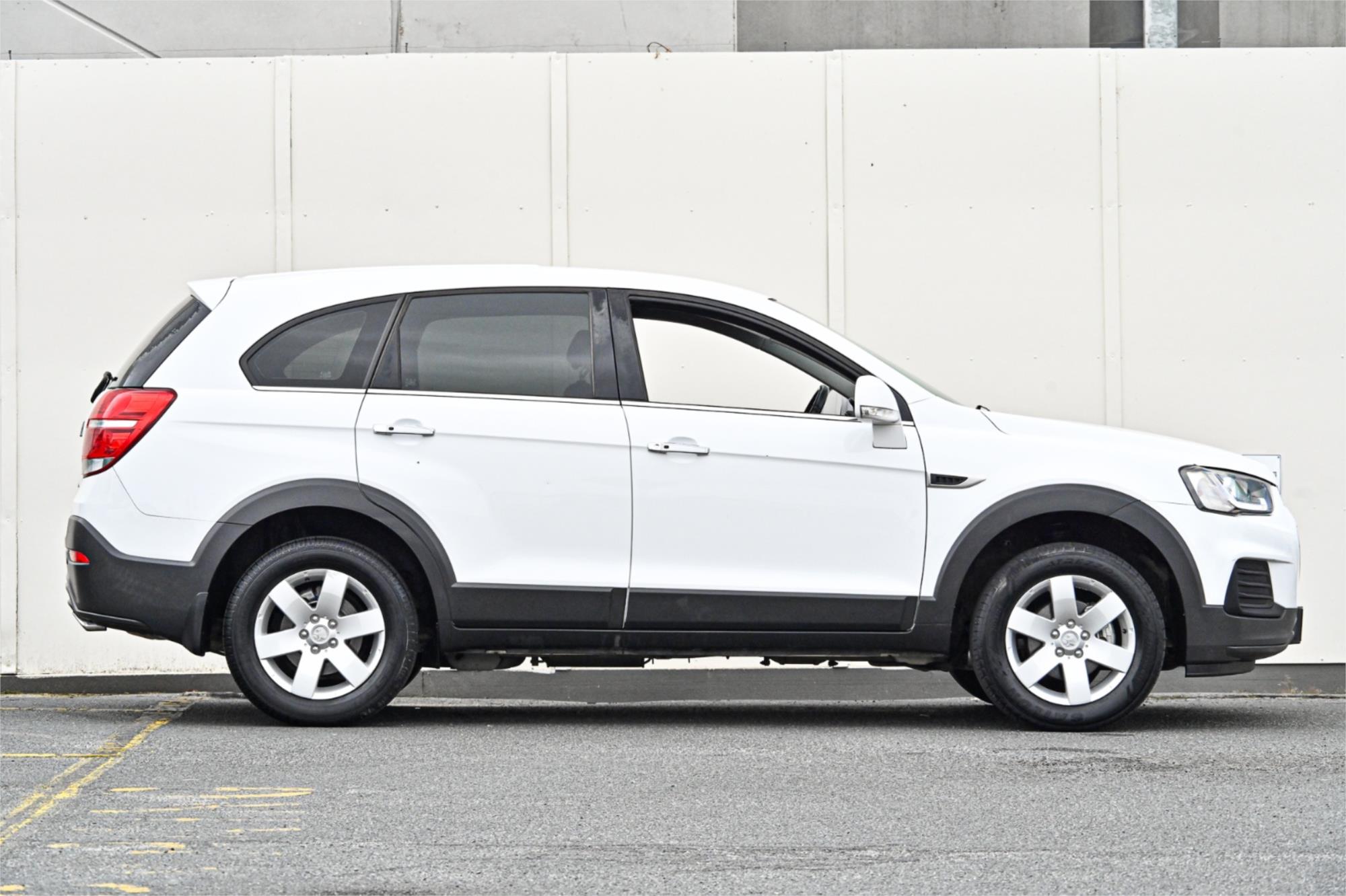 2016 HOLDEN CAPTIVA CG MY16 5 LS (FWD) 6 SP AUTOMATIC 4D WAGON