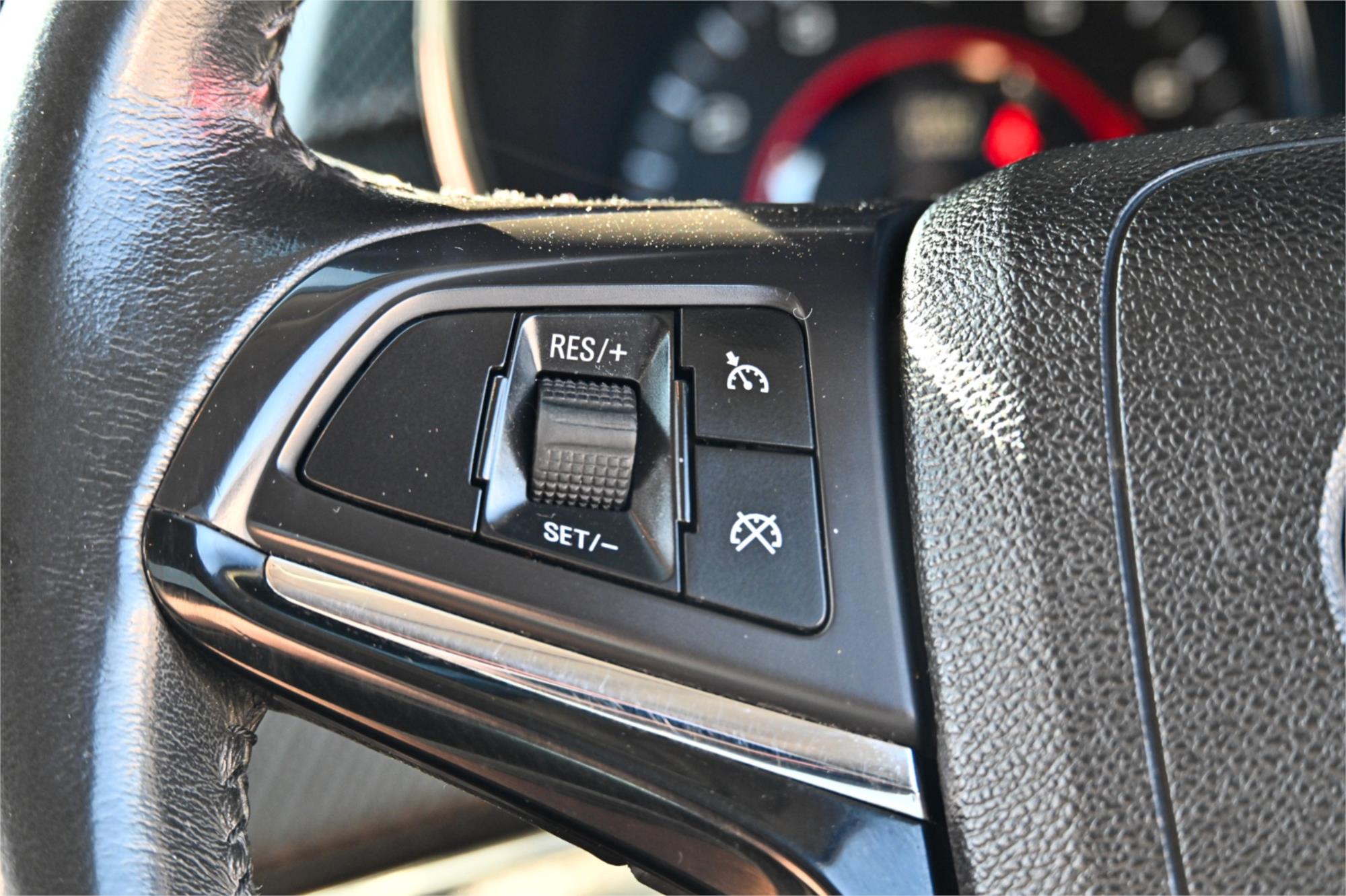 2014 HOLDEN COMMODORE VF SV6 SPORTS AUTOMATIC SEDAN