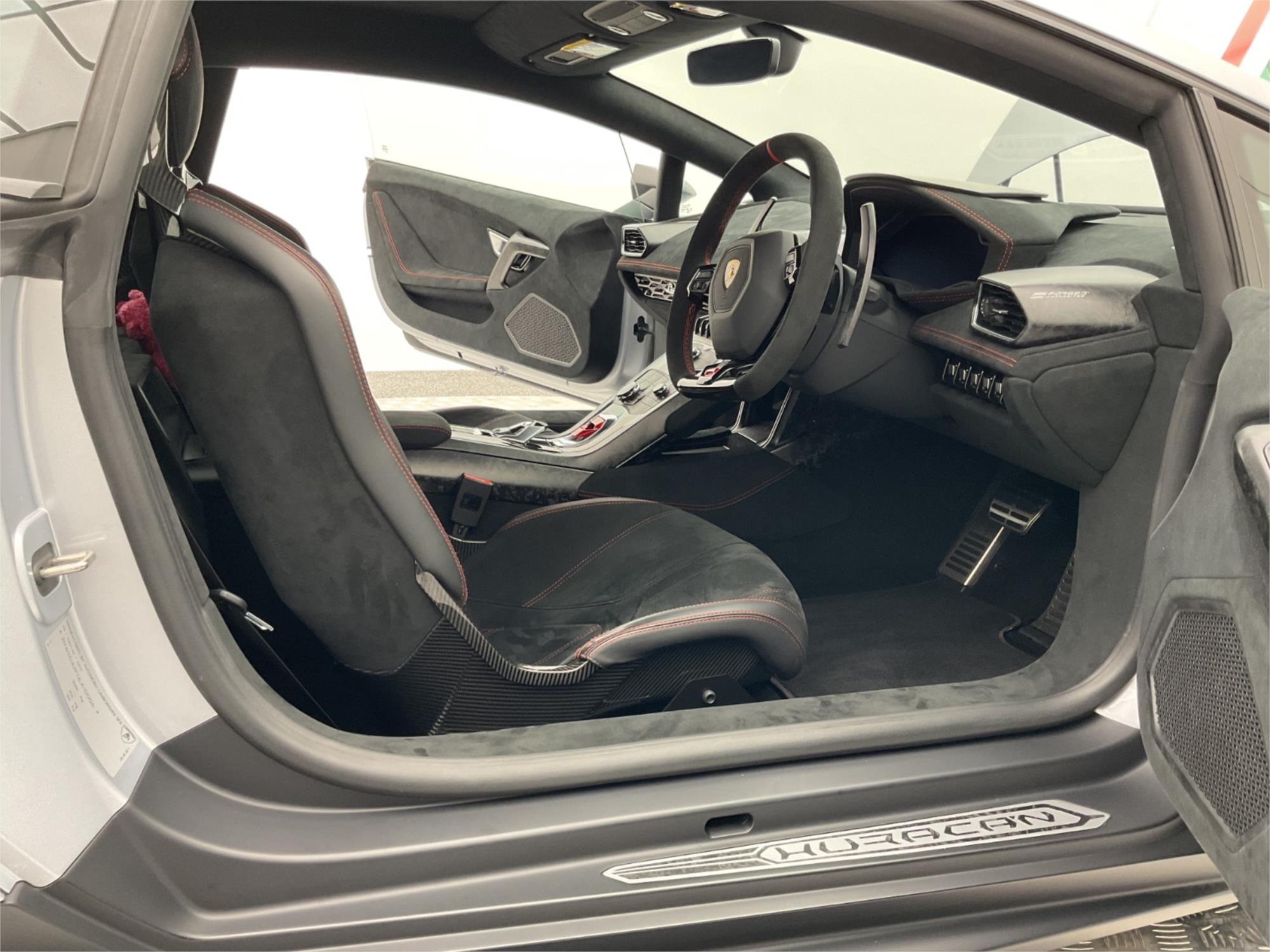 2018 LAMBORGHINI HURACAN 724 MY18 PERFORMANTE 7 SP AUTO DIRECT SHIFT SEDAN