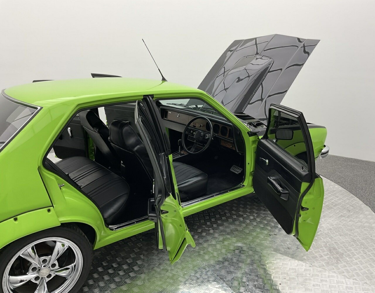 1977 HOLDEN TORANA LX SLR 5000 REPLICA 3 SP AUTOMATIC 4D SEDAN