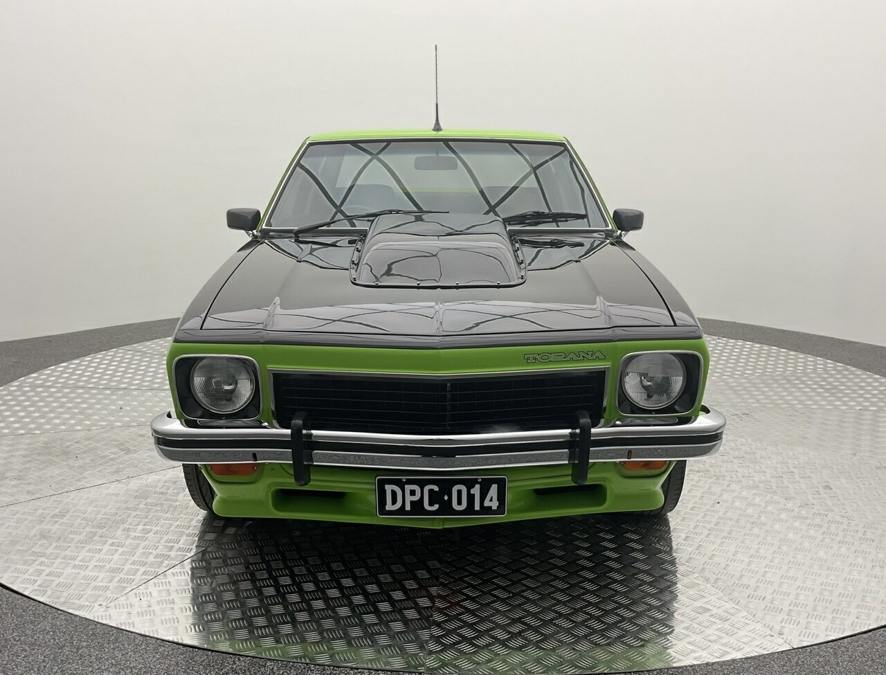 1977 HOLDEN TORANA LX SLR 5000 REPLICA 3 SP AUTOMATIC 4D SEDAN