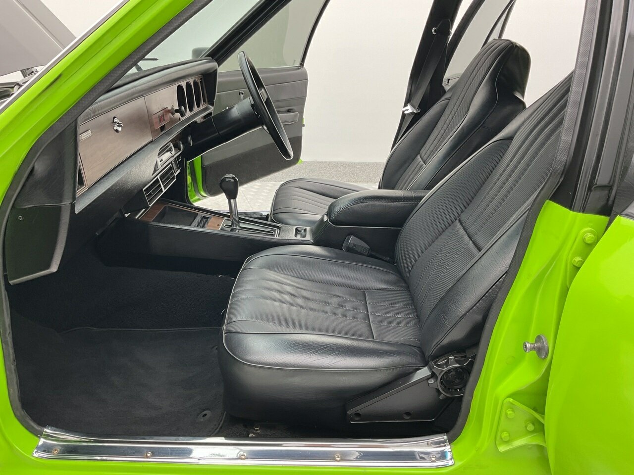 1977 HOLDEN TORANA LX SLR 5000 REPLICA 3 SP AUTOMATIC 4D SEDAN