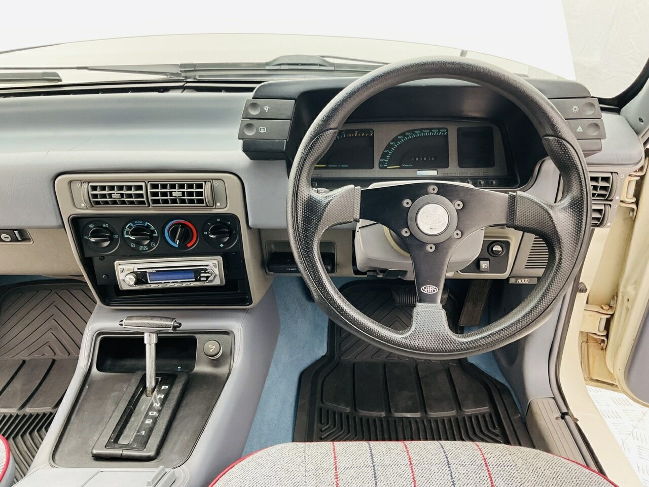 1985 FORD FALCON XF S-PACK 3 SP AUTOMATIC 4D SEDAN
