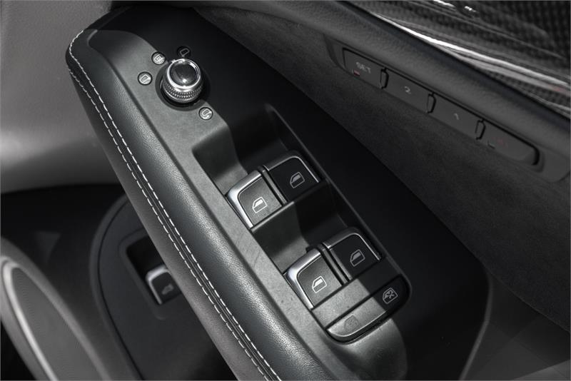 2015 AUDI SQ5 8R MY16 3.0 TDI QUATTRO 8 SP AUTOMATIC 5D WAGON