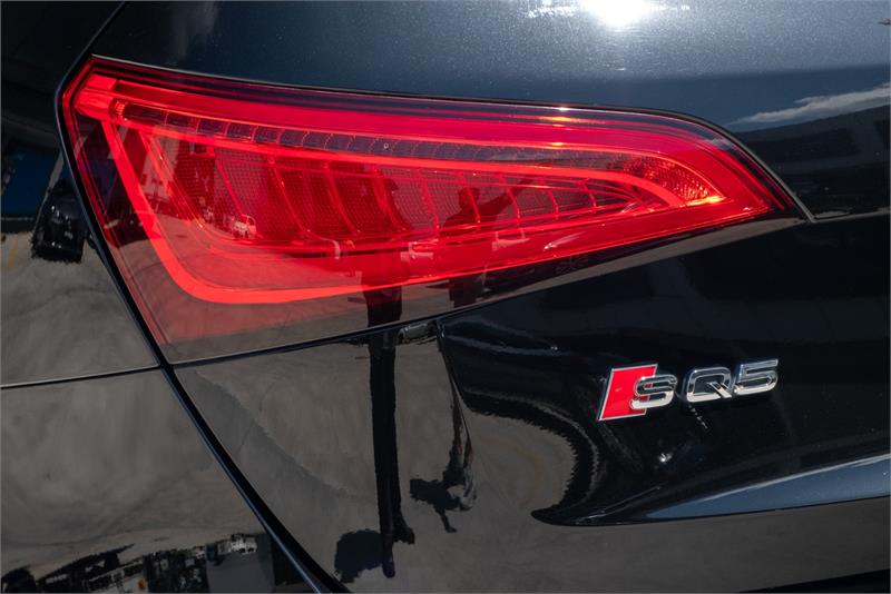 2015 AUDI SQ5 8R MY16 3.0 TDI QUATTRO 8 SP AUTOMATIC 5D WAGON