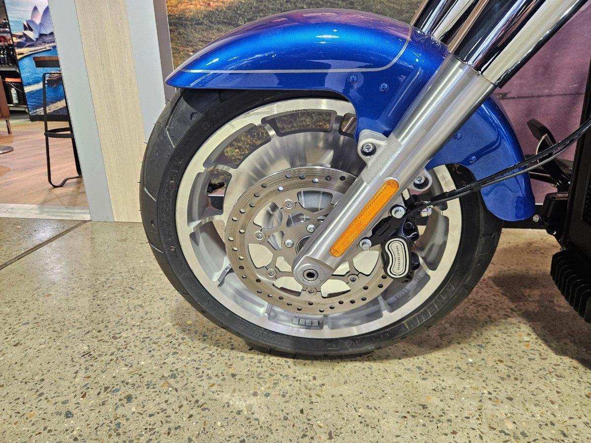 2025 HARLEY-DAVIDSON FAT BOY 117 (FLFB) CRUISER