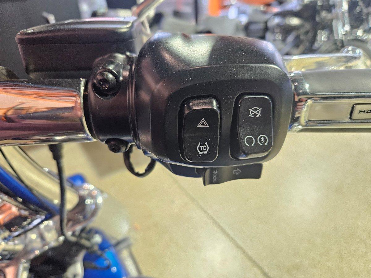 2025 HARLEY-DAVIDSON FAT BOY 117 (FLFB) CRUISER