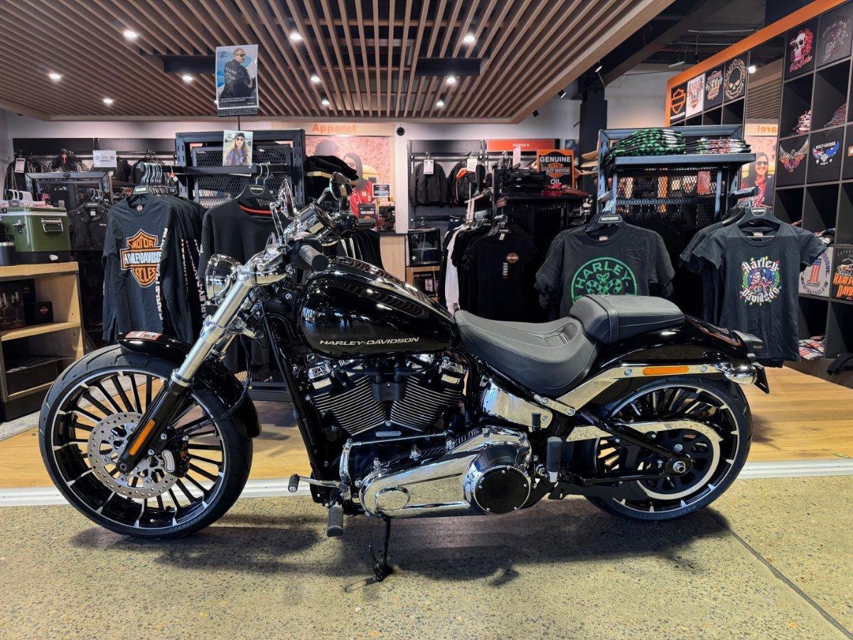 2025 HARLEY-DAVIDSON BREAKOUT 117 (FXBR) CRUISER