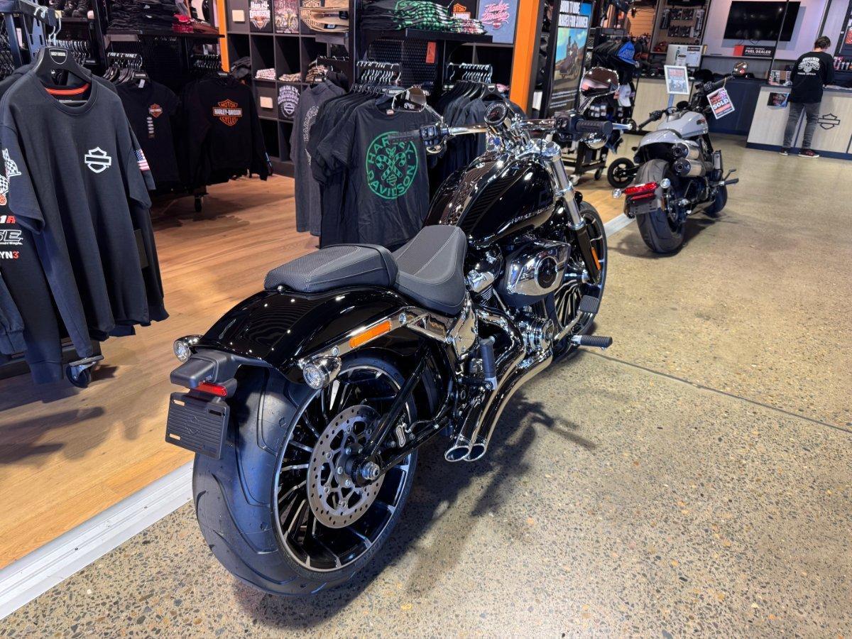 2025 HARLEY-DAVIDSON BREAKOUT 117 (FXBR) CRUISER