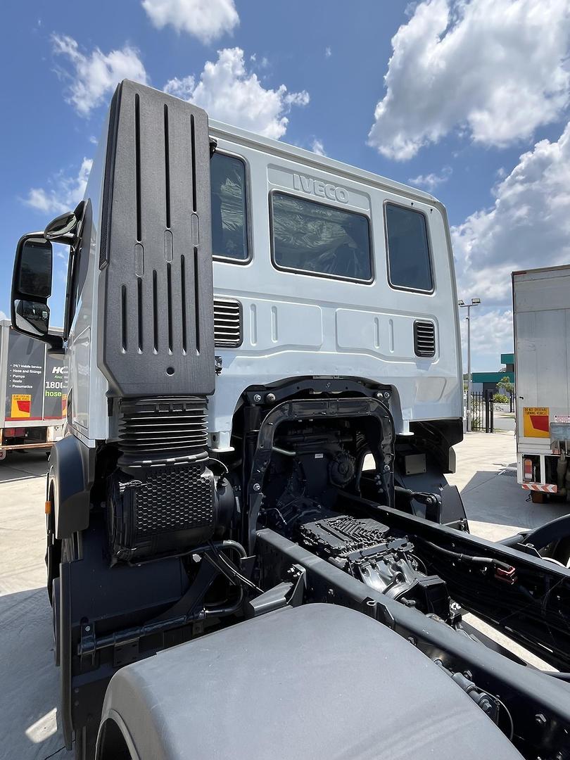 2023 IVECO S-WAY 460 8X4 RIGID PRIME MOVER