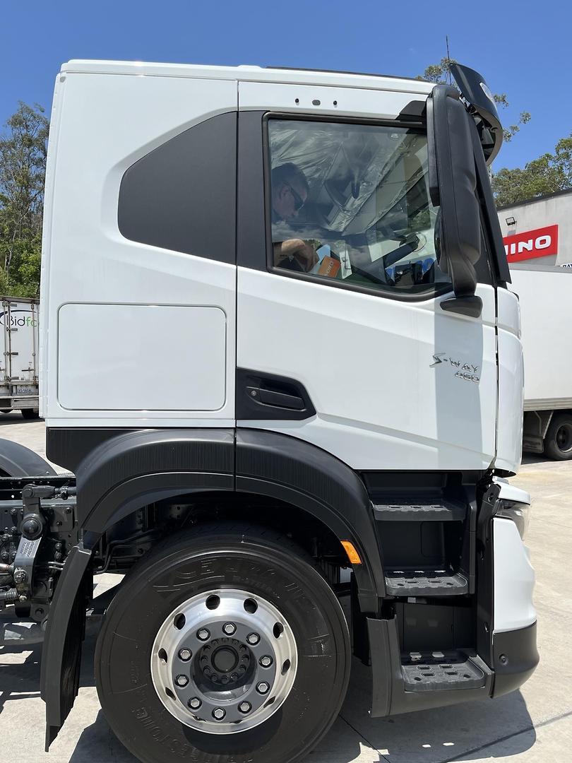 2023 IVECO S-WAY 460 8X4 RIGID PRIME MOVER