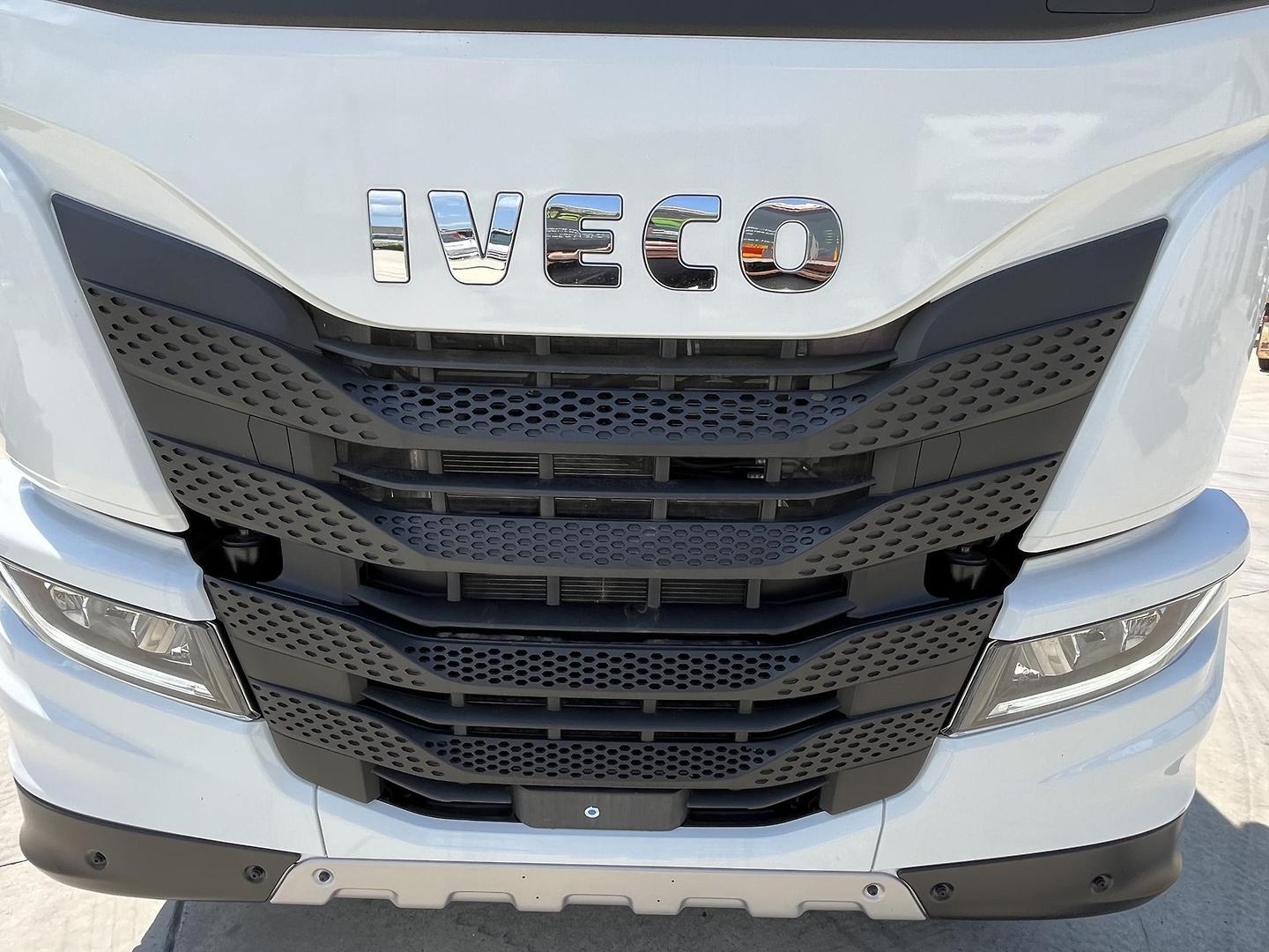 2023 IVECO S-WAY 460 8X4 RIGID PRIME MOVER