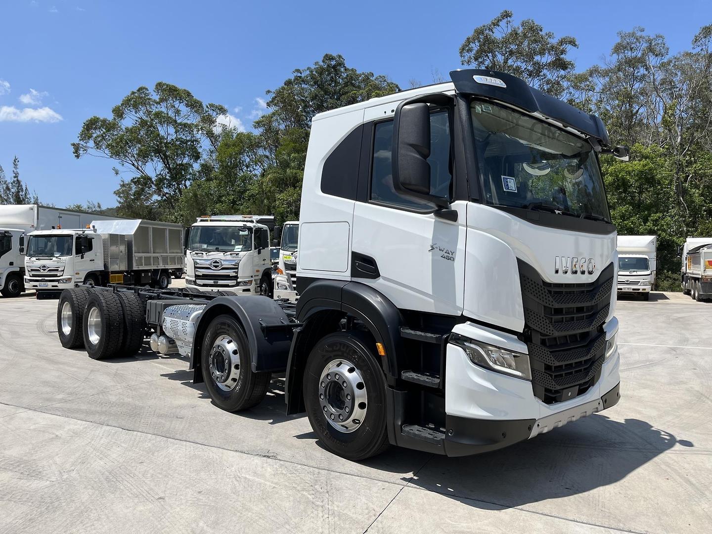 2023 IVECO S-WAY 460 8X4 RIGID PRIME MOVER