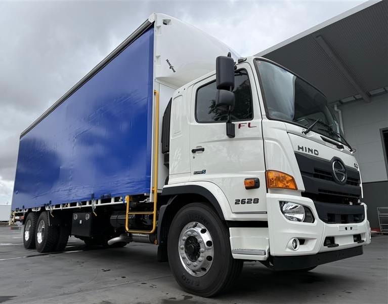 2024 HINO 500 FL8J FL2628 AIR XXLONG 6 SP AUTO + DOUBLE O/D C/CHAS