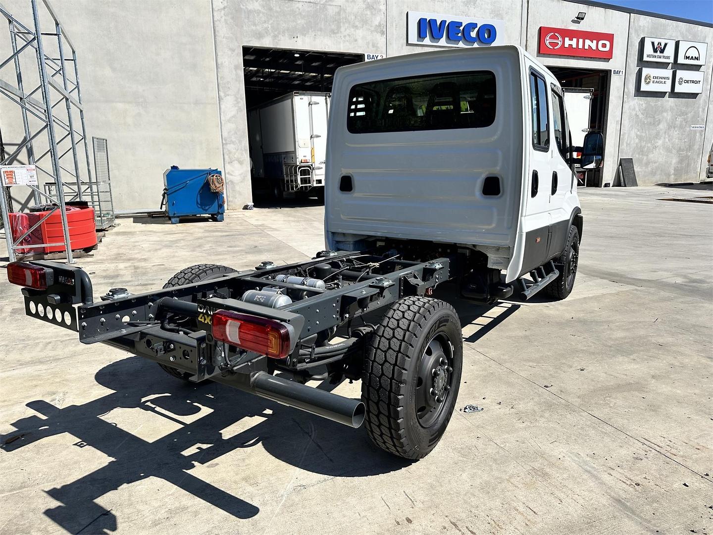 2023 IVECO DAILY MY18 70S18H 4x4 SRW (WB3780) 7.0t 8 SP AUTO + DOUBLE OD CREW C/CHAS