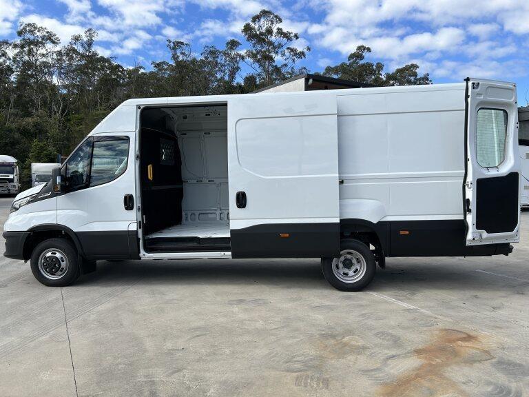 2024 IVECO DAILY 50C18 8 SP AUTOMATIC VAN