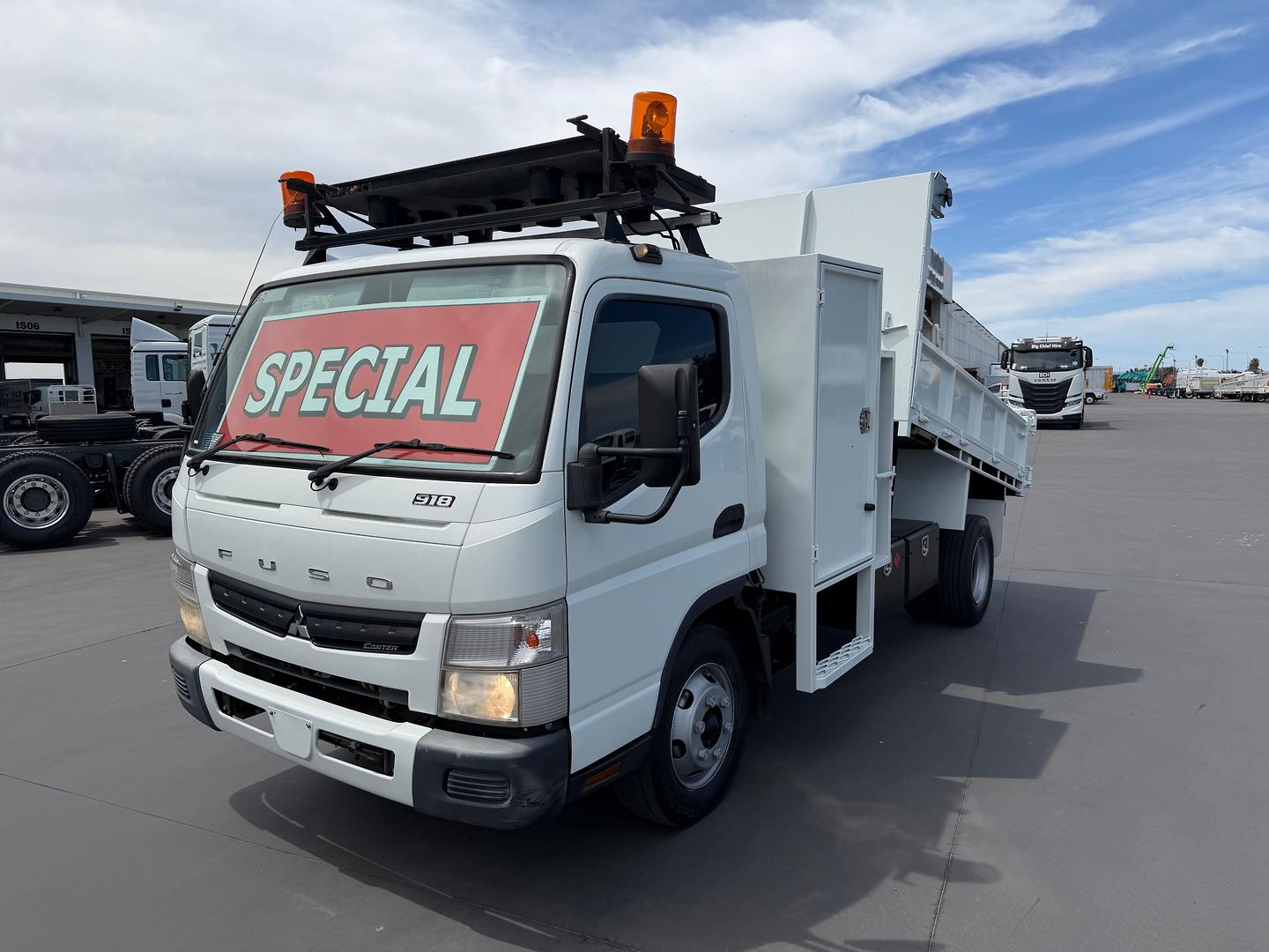 2015 MITSUBISHI FUSO CANTER FE 918 8.2 LWB 5 SP MANUAL C/CHAS