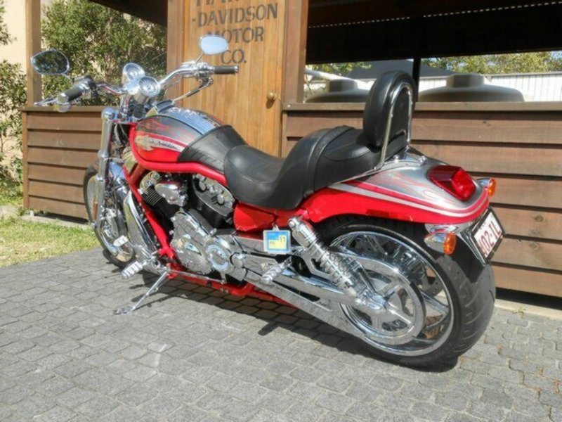 2005 HARLEY-DAVIDSON VRSCSE SCREAMING EAGLE V-
