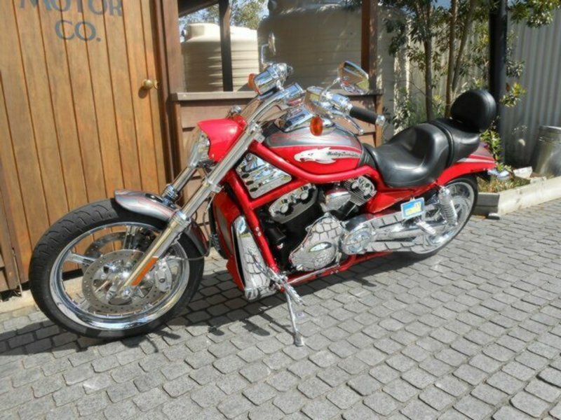 2005 HARLEY-DAVIDSON VRSCSE SCREAMING EAGLE V-