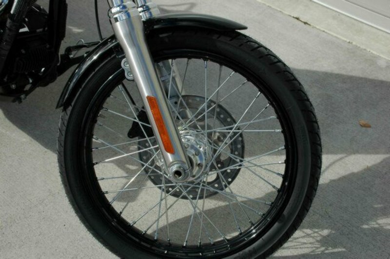 2011 HARLEY-DAVIDSON Fxdwg Wide Glide 1600CCDM054
