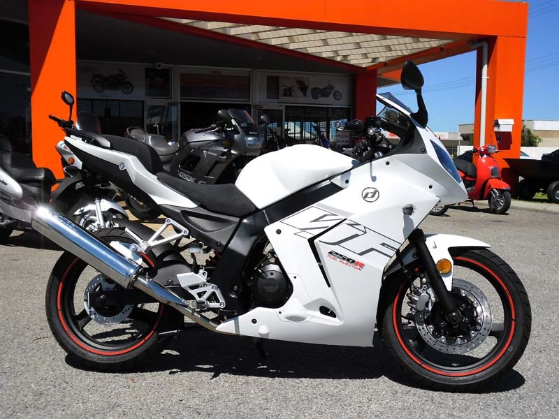 2013 DAELIM 250 VJF250