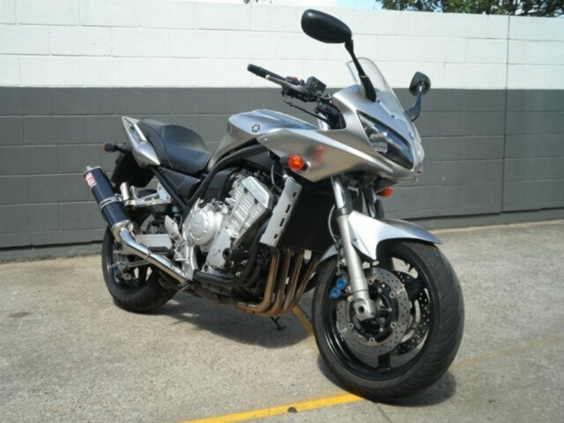 2003 YAMAHA 1000CC FZ1 FAZER (FZS1000) R