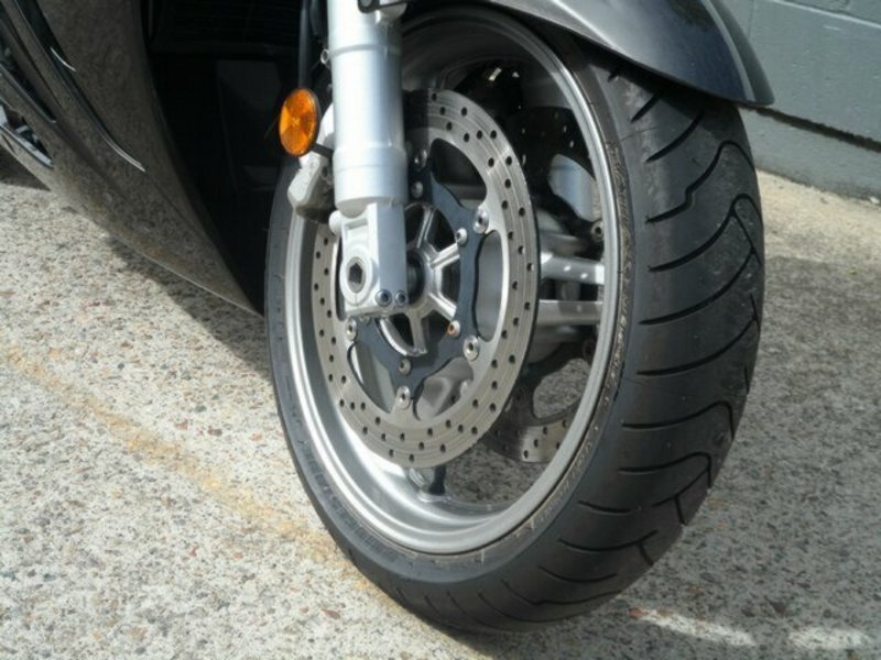 2009 YAMAHA 1300CC FJR1300A V