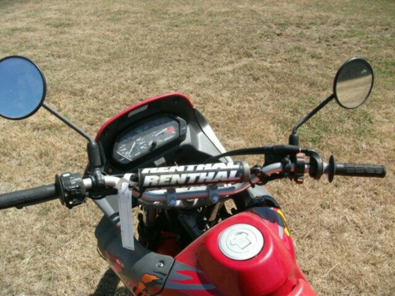 1995 HONDA NX650 (DOMINATOR)