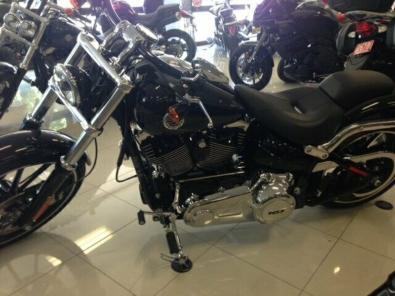 2013 HARLEY-DAVIDSON BREAKOUT