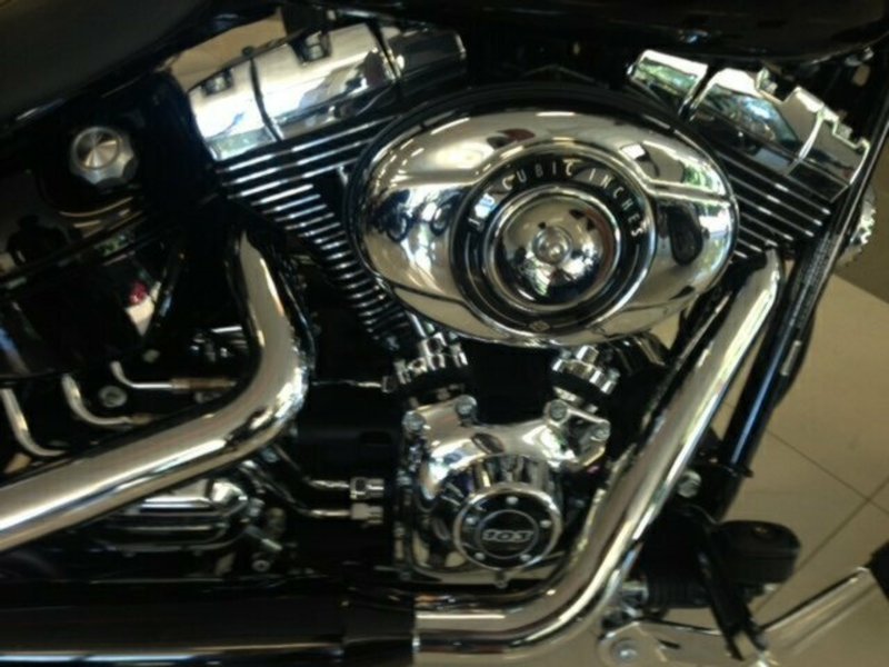 2013 HARLEY-DAVIDSON BREAKOUT