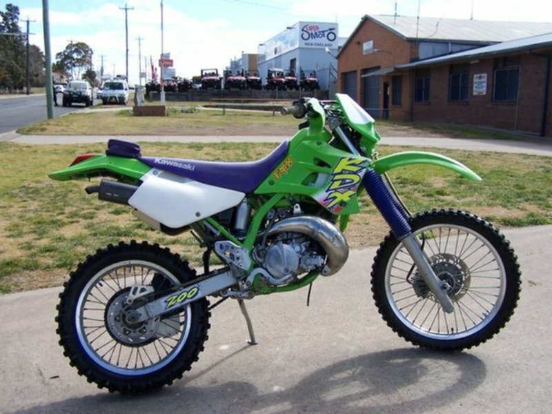 1998 KAWASAKI KDX200