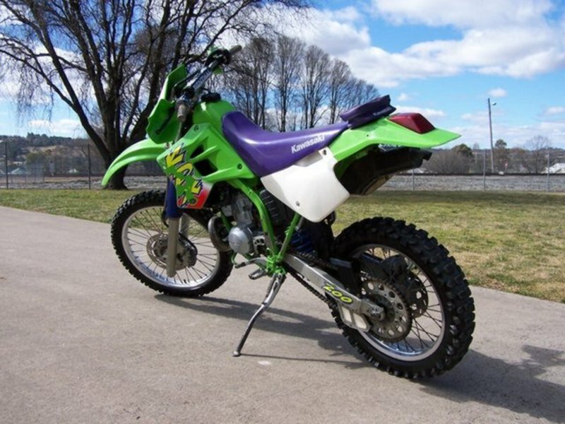 1998 KAWASAKI KDX200