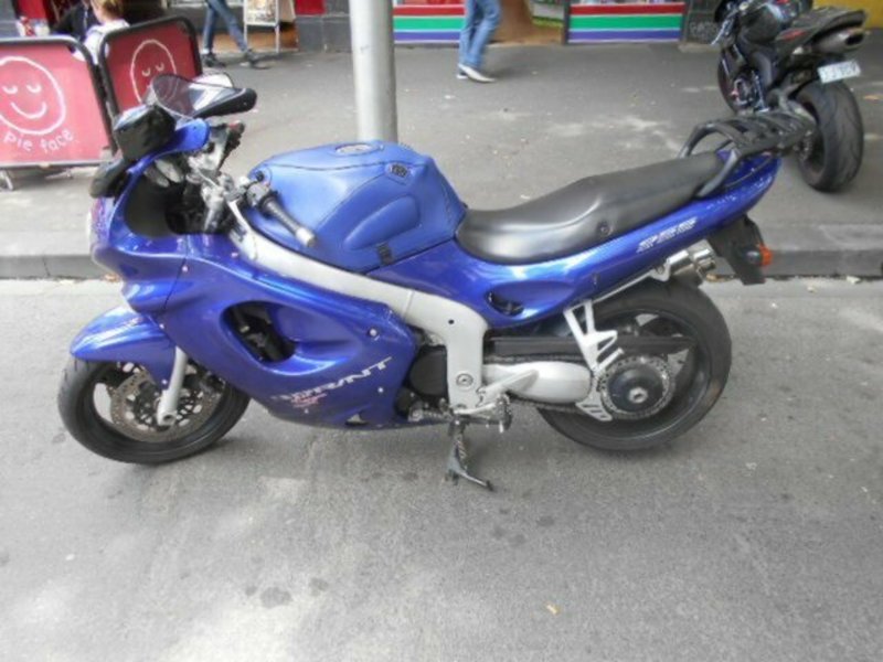 2000 TRIUMPH 955CC SPRINT ST