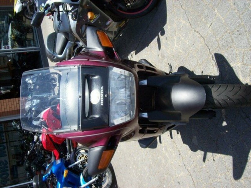 1998 HONDA 1100CC ST1100