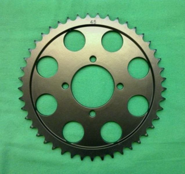 SPROCKET, REAR, TRIUMPH, 45T, 4 BOLT, TR7T140 1976 UP Part# 37-7072