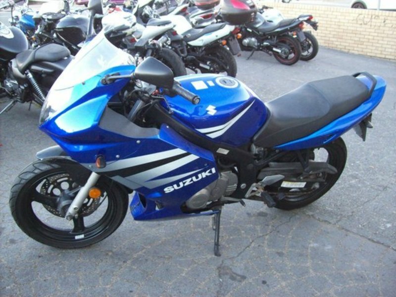 2004 SUZUKI 500CC GS500F (FULL FAIRING) K4