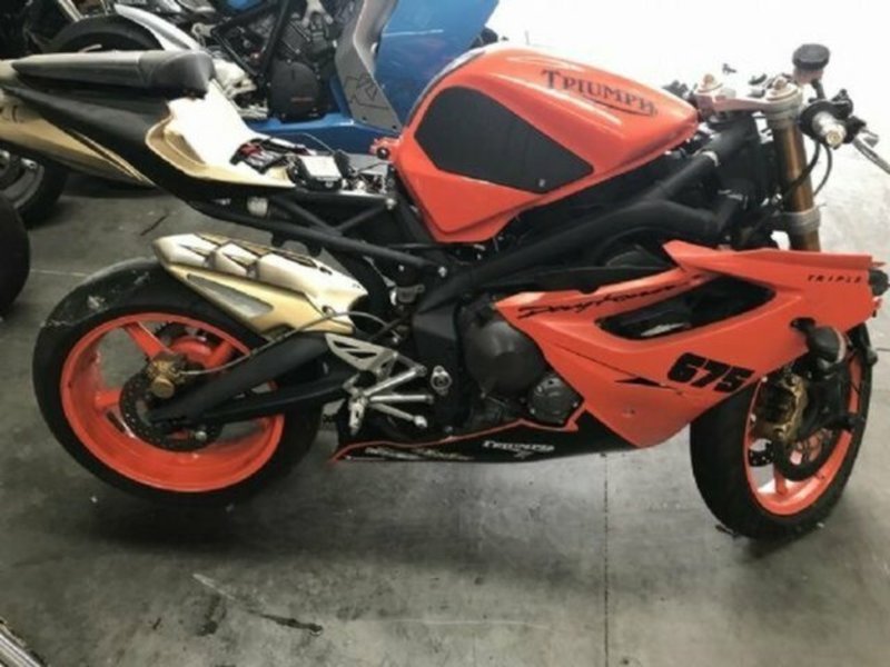 2006 TRIUMPH Daytona 675 DAMAGED