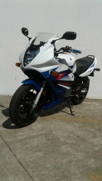 2010 SUZUKI 500CC GS500F (FULL FAIRING) K9