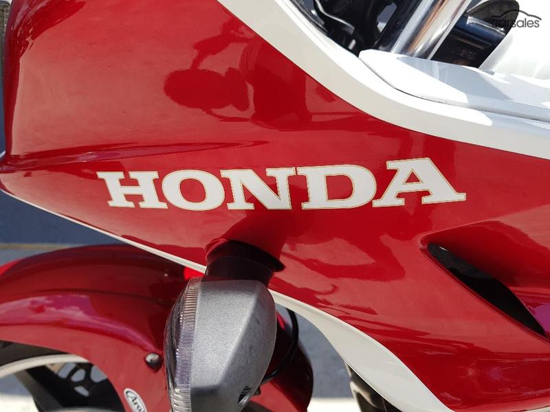 2005 HONDA CB1300S