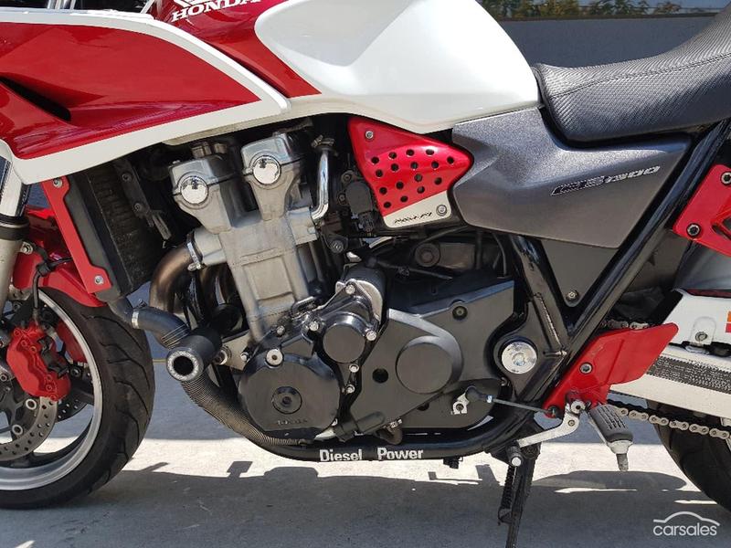 2005 HONDA CB1300S