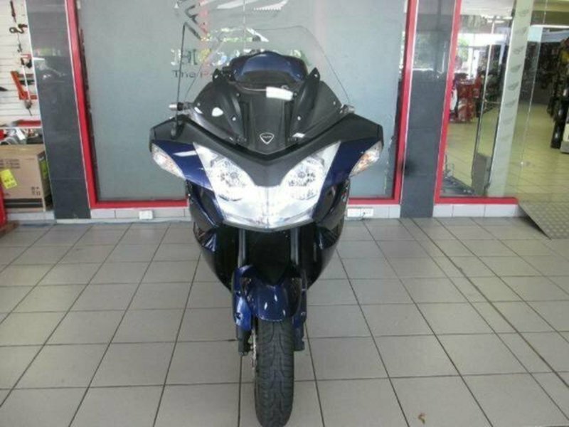 2013 TRIUMPH Trophy SE