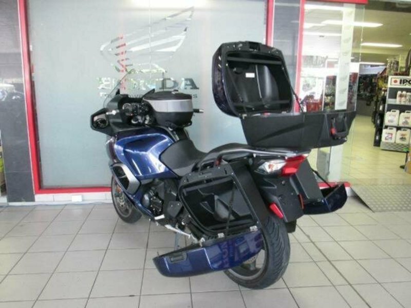 2013 TRIUMPH Trophy SE