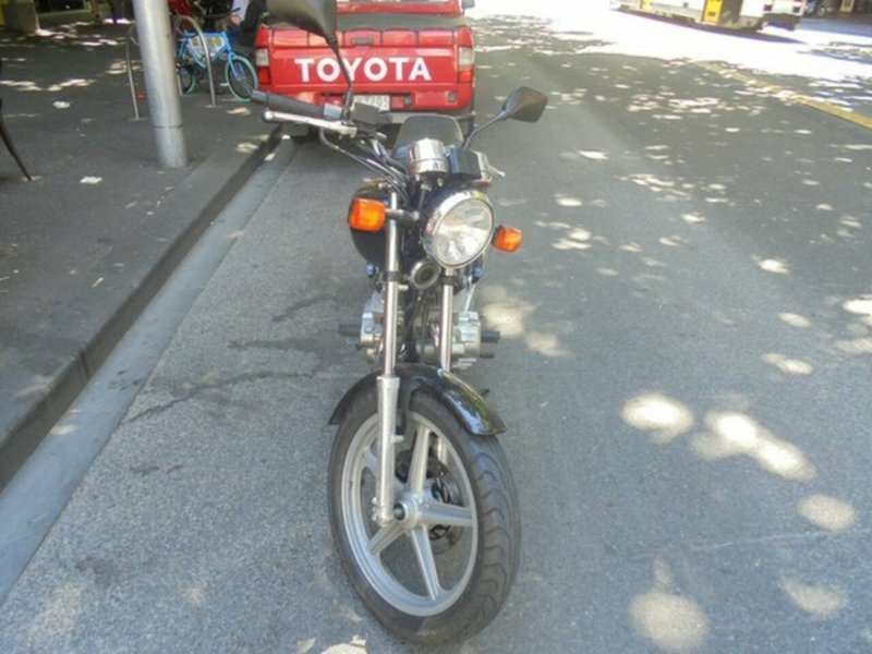 2005 HONDA CB 250