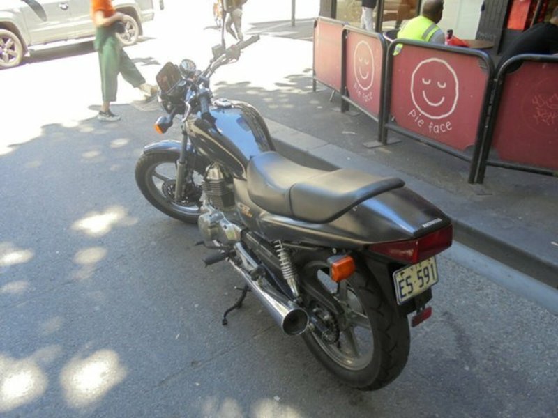 2005 HONDA CB 250