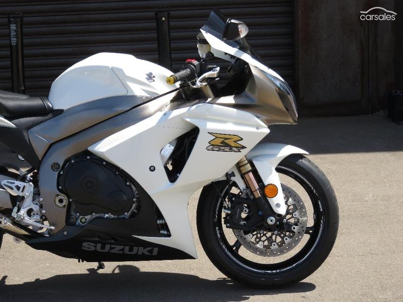 2010 SUZUKI GSX-R1000 25TH ANNIVERSARY EDITION